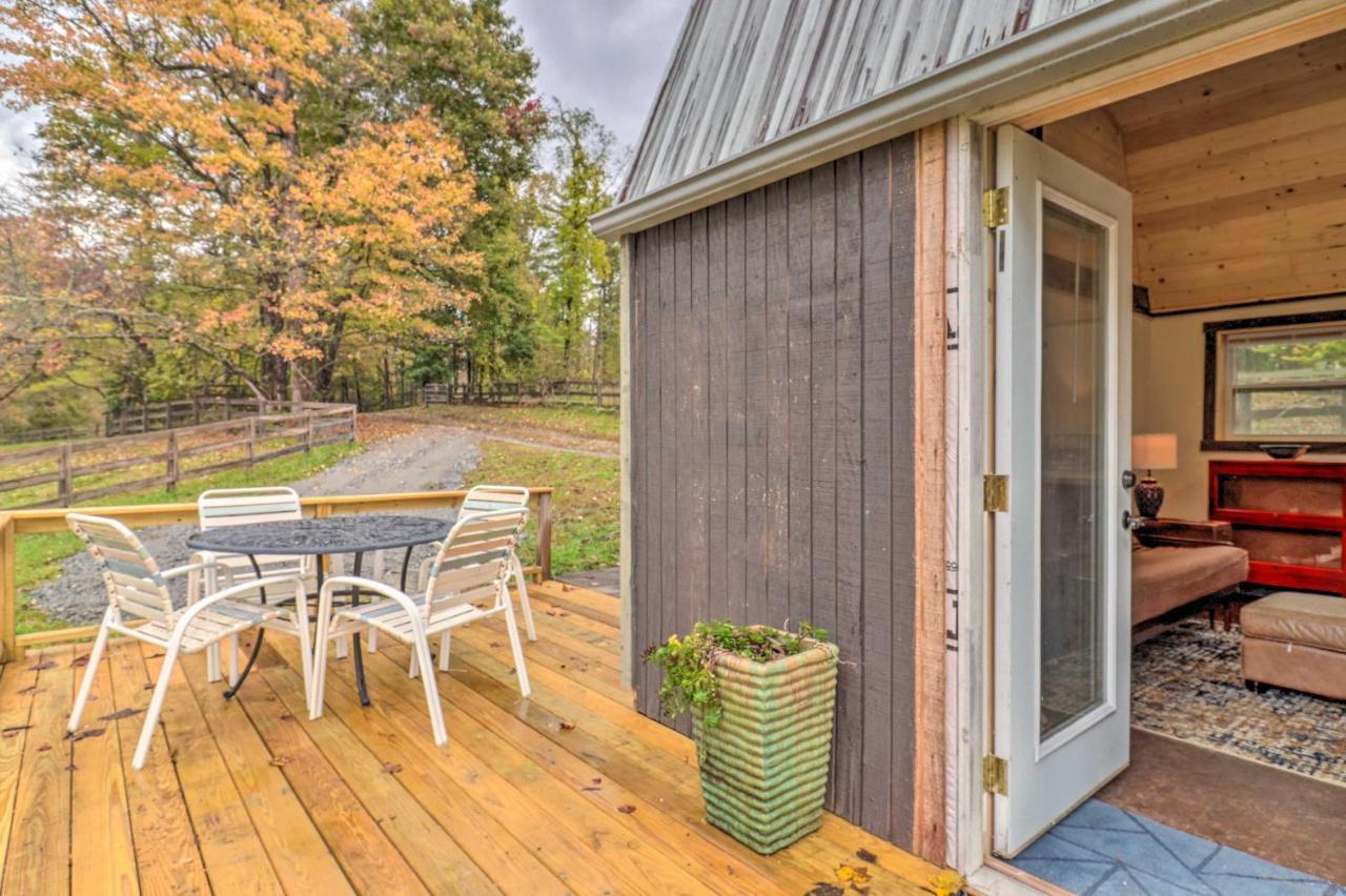 Rustic Hendersonville Farm Studio With Private Deck Eksteriør billede