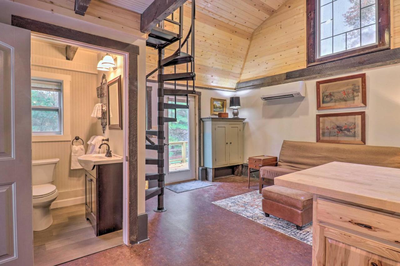 Rustic Hendersonville Farm Studio With Private Deck Eksteriør billede